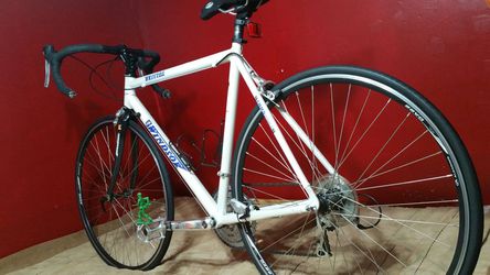 Windsor Bristol Road Bike 7005 / 56cm