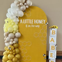Baby shower decorations - bumble bee themed