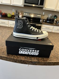 Chuck Taylor Converse