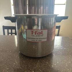 T-fal 22-Quart Pressure Canner – Large Capacity (Needs Repair / For Parts)
