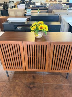 Modern Stylish Storage Cabinet with Adjustable Shelves and Metal Base, 47 Inch Wooden Multifunctional Console Table for Kitchen, Living Room, Entryway