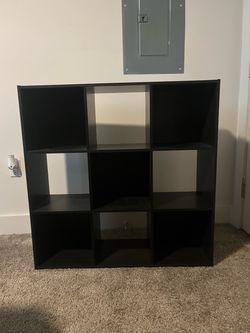 Book/storage shelf