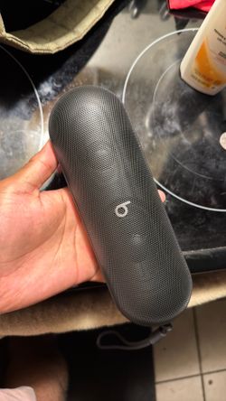 Beats speaker* brand new*