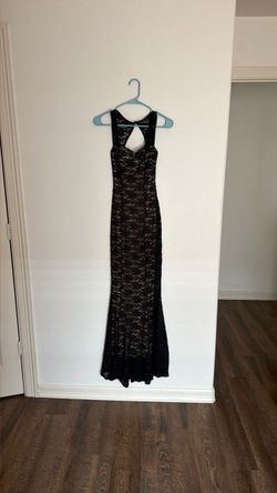Black Lace Mermaid Maxi Dress