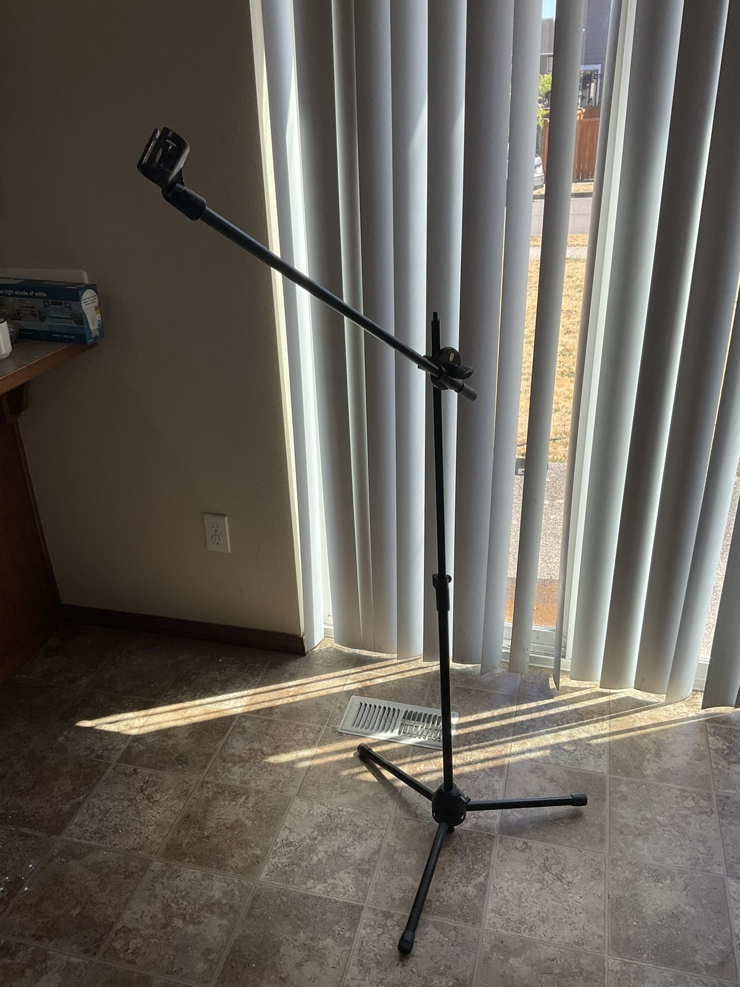 Microphone Stand