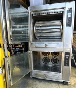 🔥 BKI COMMERCIAL ROTISSERIE OVEN + HOLDING CABINET — $3,000 DELIVERED 🔥  Heavy-duty BKI commercial chicken rotisserie oven with lower heated holding