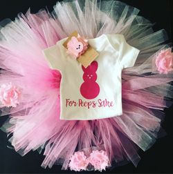 Handmade tutu/hair clip/onesie set