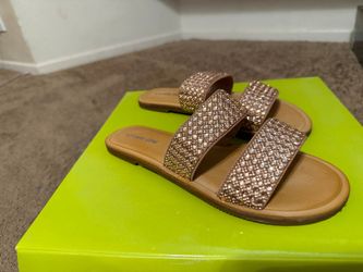 Gianni Bini Rhinestone Slide Sandals – Women’s Size 6.5 – Brand New