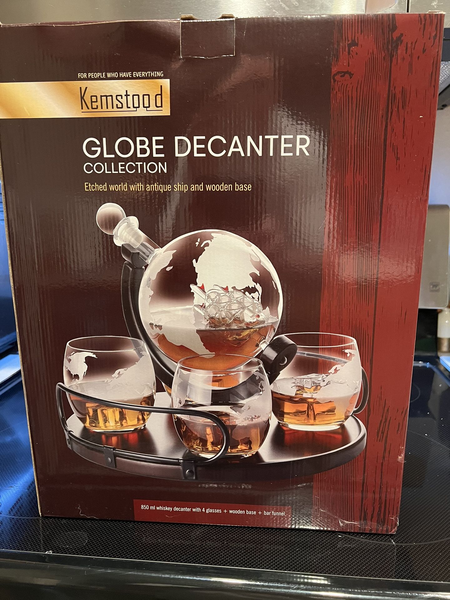 Kemstood Globe Decanter Collection
