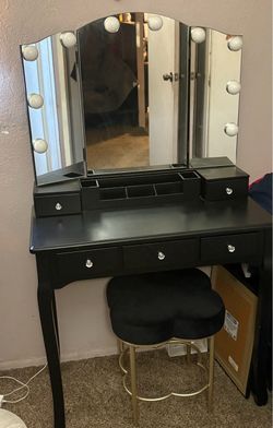 Makeup Vanity