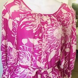 NEW XS Fit Small Gorgeous Fushia/White Shirt SALE SALE  $12 🍀