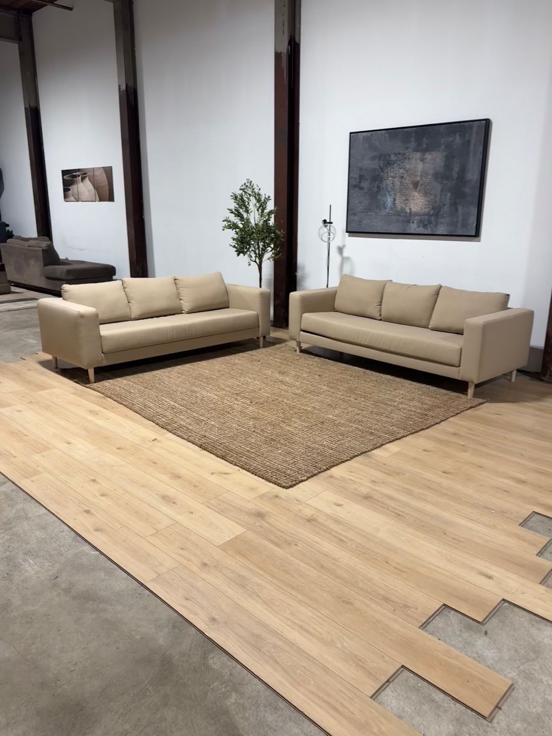 High End Sofa Set Sofa Set (Retail $3090)