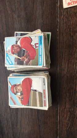 Vintage 1966 Topps baseball cards lot