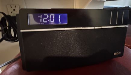 Alarm Clock Radio RCA RC60i, For iPod/iPhone 