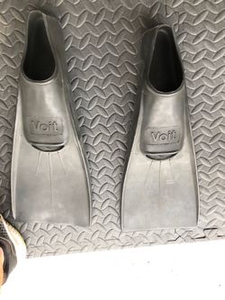 Scuba foot fins