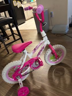 GIRLS BICYCLE