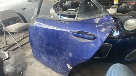 2014-2019 Corolla left rear door completele