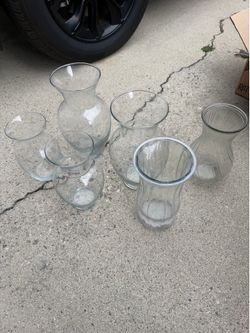 6 clear vases