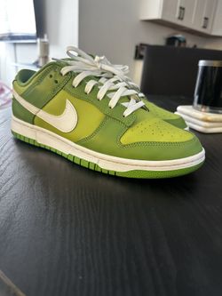 Men's Nike Dunks