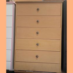 5 drawers dresser  / Five drawers dresser