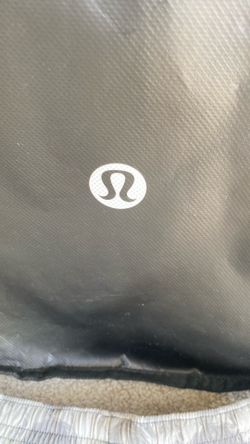 Lululemon. Short adults Sz. S. M. L.