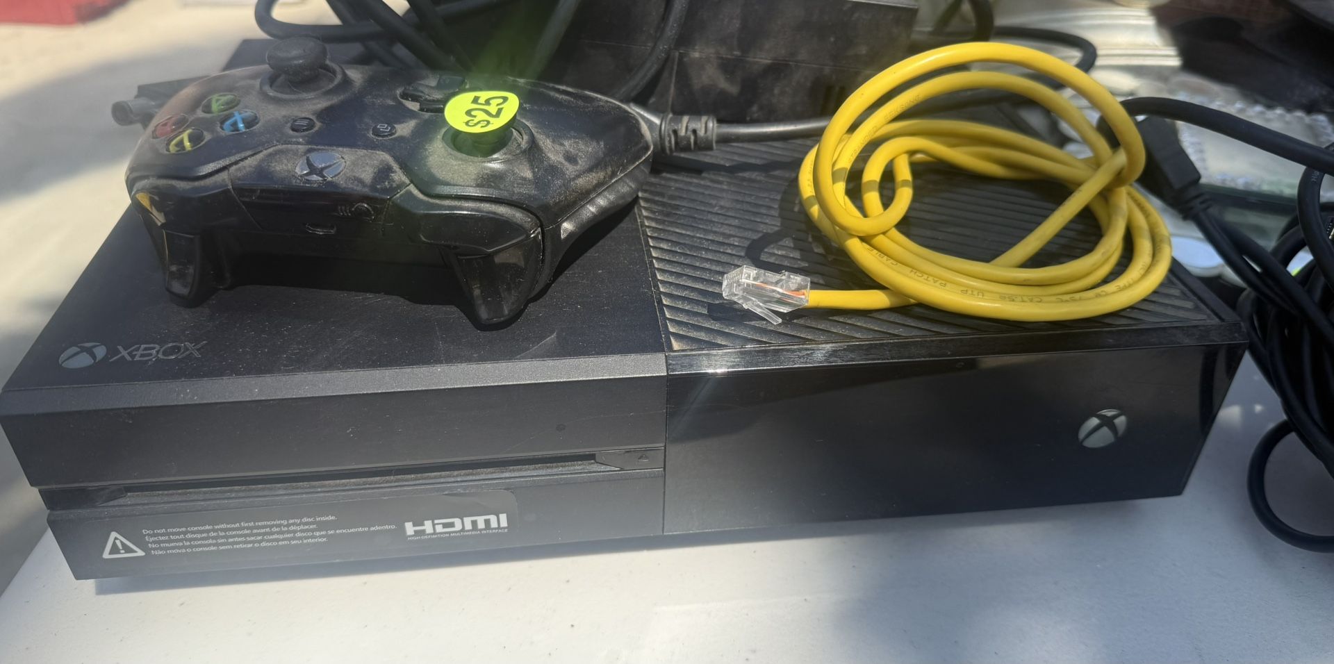 Xbox ONE console And 3 Controllers