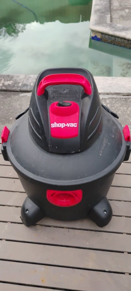 Aspiradora Casi Nueva