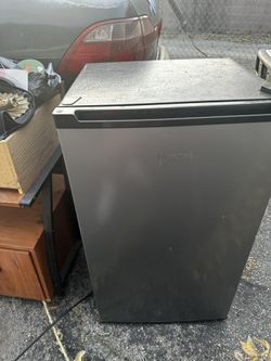Mini Hisense Fridge