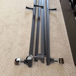 King metal bed frame - pick up only