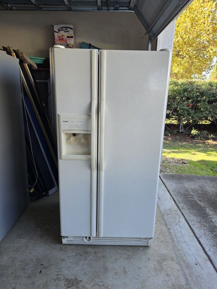 Kenmore Side-by-Side Refrigerator