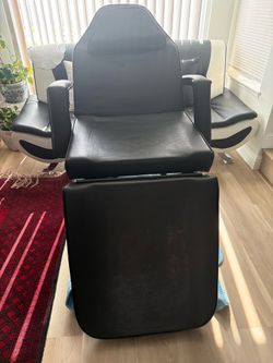 Tattoo chair and massage chair new