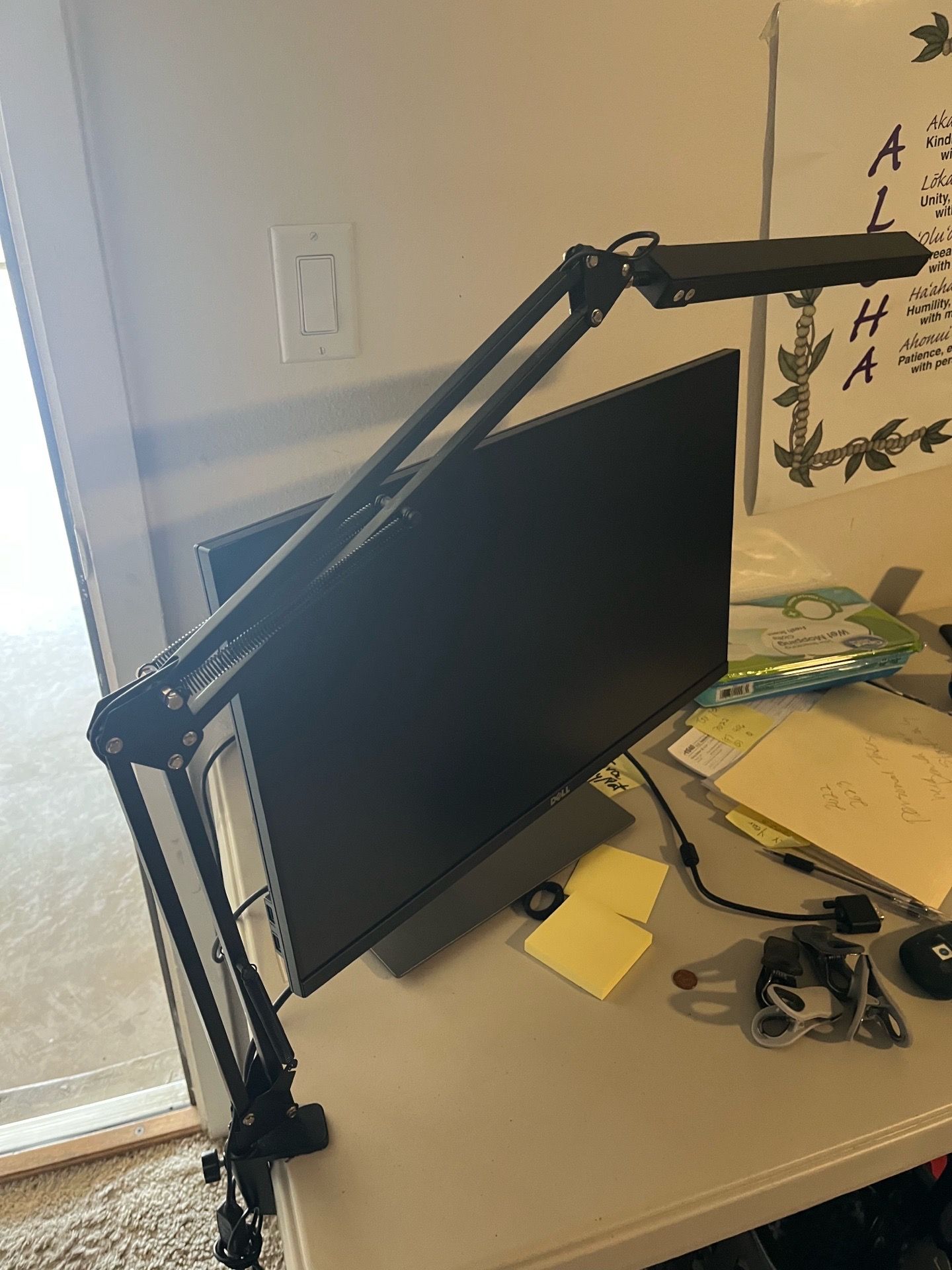 24” touch screen monitor with light