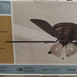 New Open Box Hampton Bay 52in Hayward Ceiling Fan