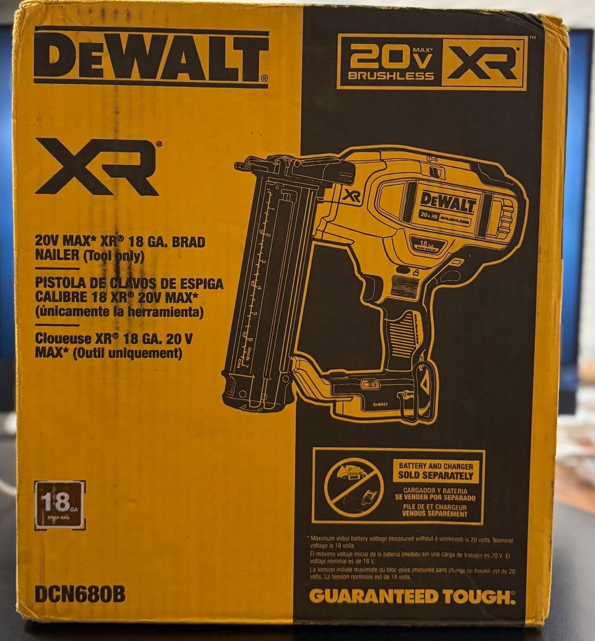 Dewalt 20V max 18 GA Cordless Brad Nailer (Tool only)