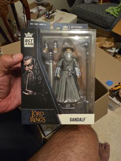 NEW BST Features Lord of The Rings: GANDALF 6" Action Figure with Accessories!