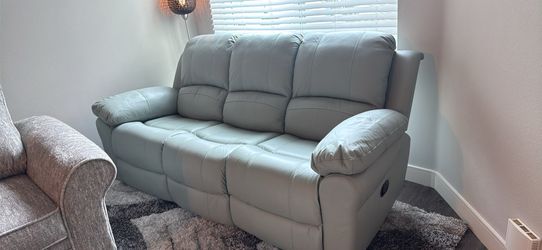 $300- Brand new coache- from Bob’s valued at$800