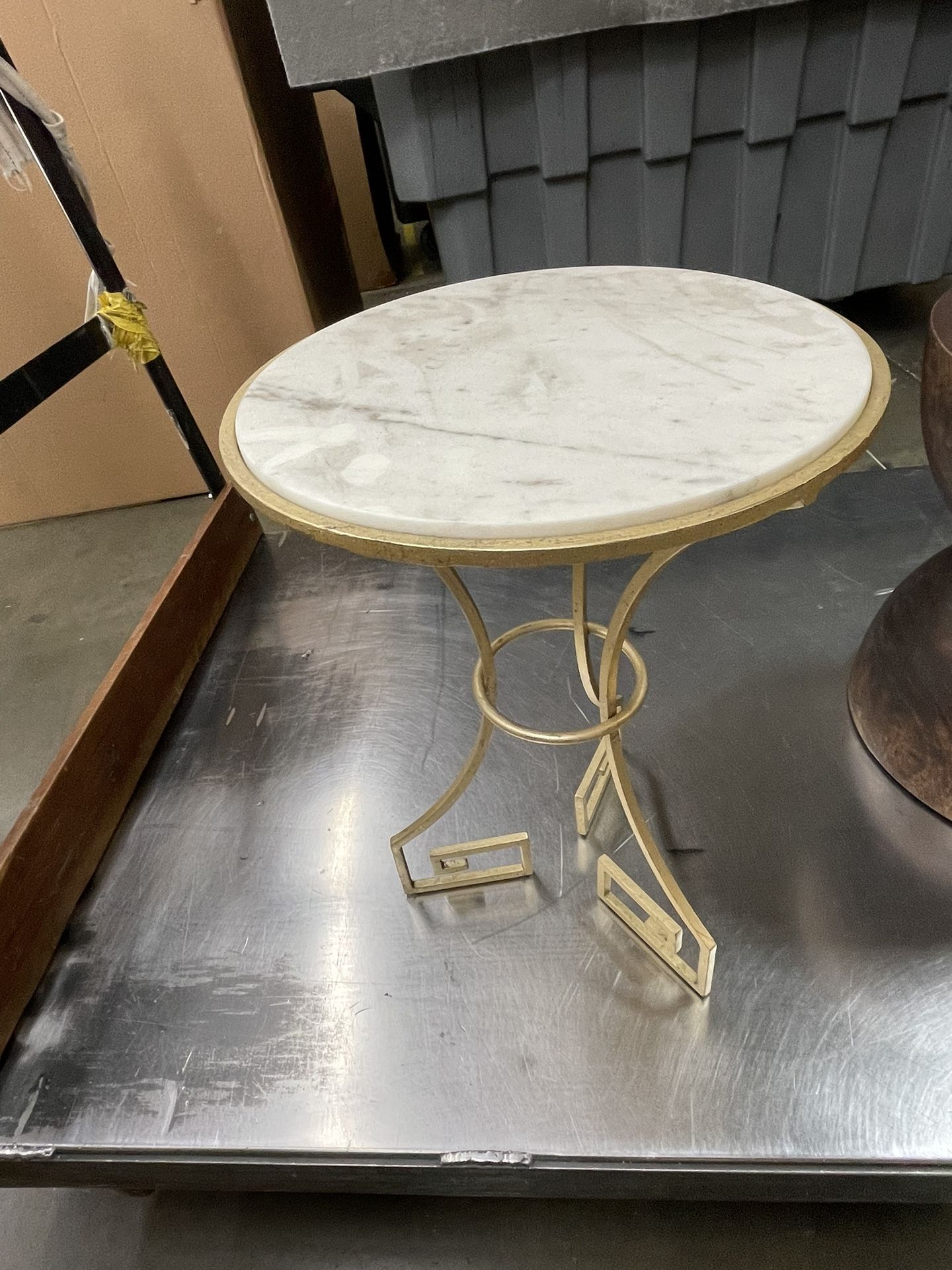 Ethan Allen Side Tables Dressers And Nightstands for Sale in Enumclaw