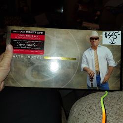 Garth Brooks 7 Disc Box Set