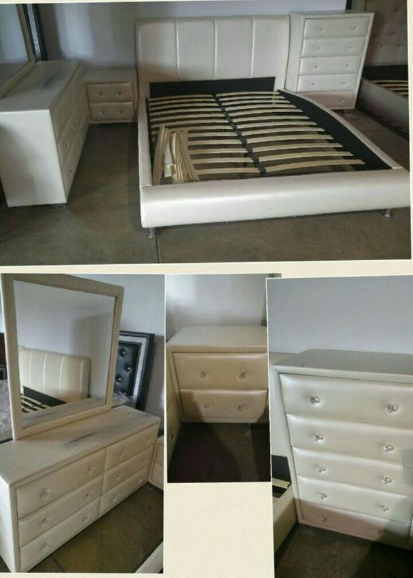 Ivory Pearl 4 Piece Bedroom Set for Sale in Atlanta, GA ...
