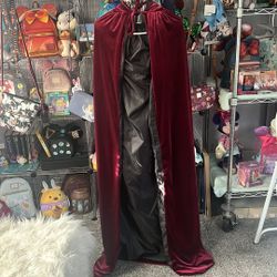 Cosplay Renaissance Red Velvet Hooded Cloak 