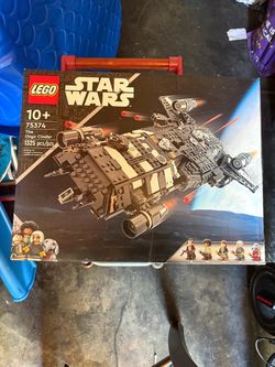 LEGO Star Wars The Onyx Cinder 75374