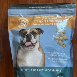 Greenbrier Kennel Club Peanut Butter Flavor Dog Biscuits.