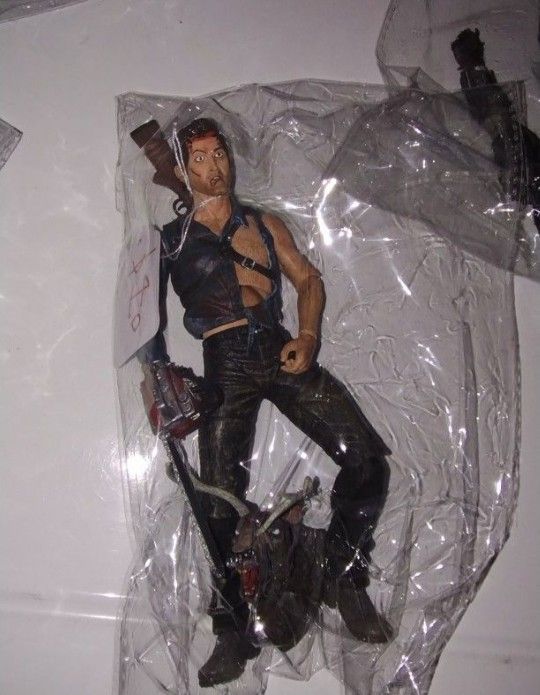 Evil Dead Ash Army Of Darkness Halloween Horror Action Figure