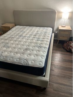 Queen bed set