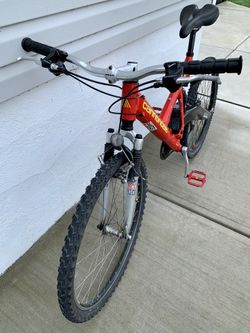 Cannondale Super V700 RARE full suspension Mountain Bike HVC440