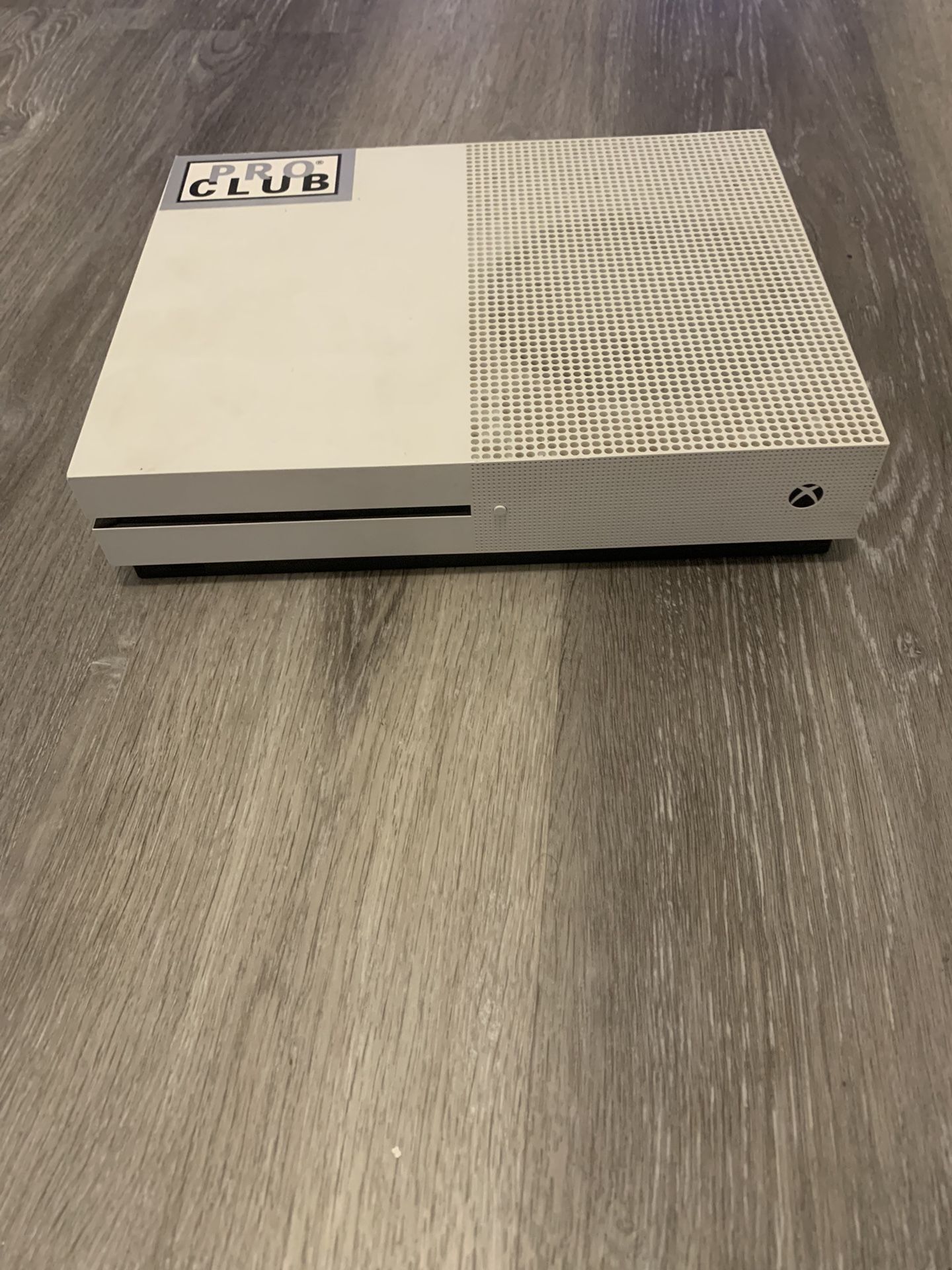 Xbox One S