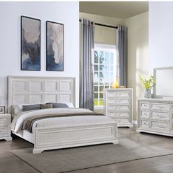 While Supplies Last !! Queen Bedroom Set 