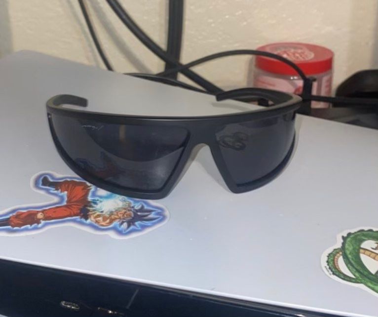 Akila New wave sunglasses black