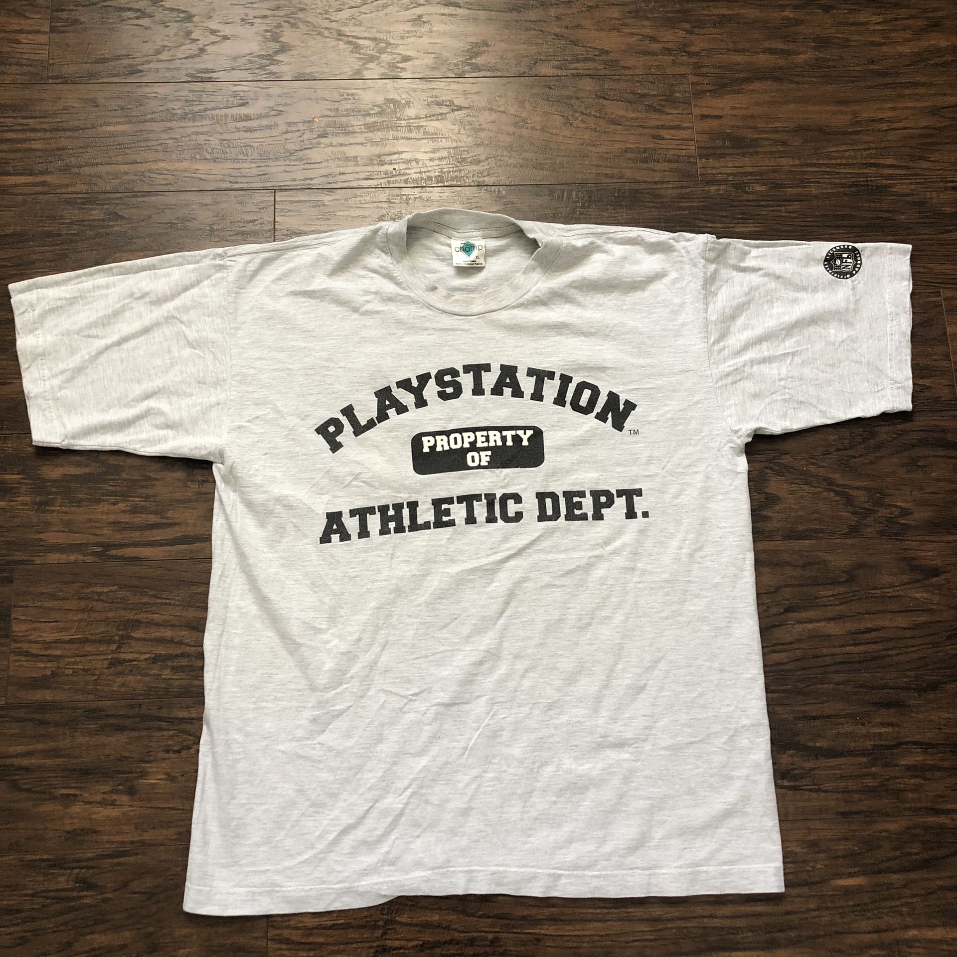 Vintage NFL Gameday ‘98 Playstation tee Size XL