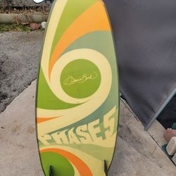 Phase five phantom wakesurf board